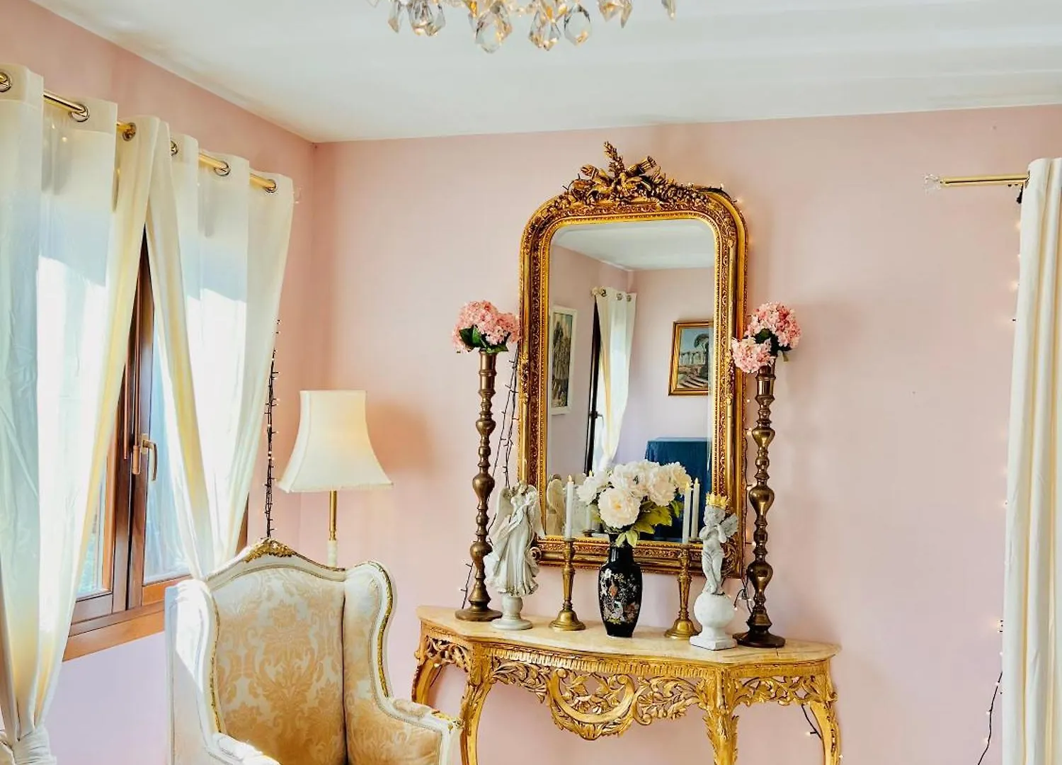 Esmaraldas House Of Love Terrasini 0*,  Italia