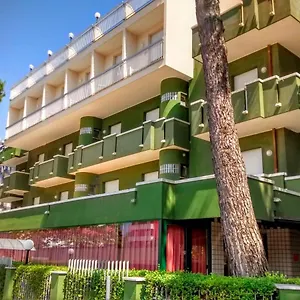 https://hotel-etna-riccione.emilia-romagnahotels.net